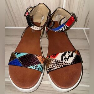 MIA
Ellen Ankle Strap
Platform Sandal